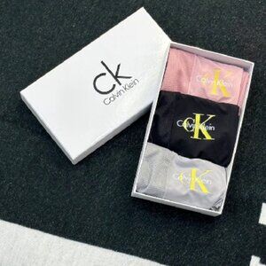 Calvin Klein Ice Silk Seamless Boxer Briefs